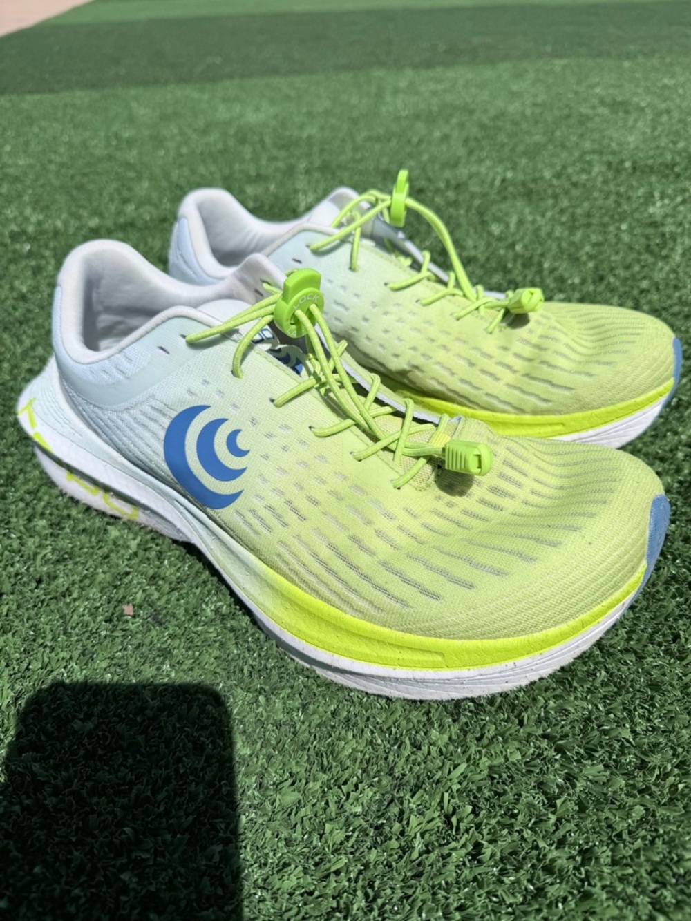Men’s Topo M-Specter 2 Athletic Running Shoes 11.5  with Toggle Speed Laces